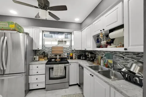 413 SW 11th Street Fort Lauderdale FL 33315
