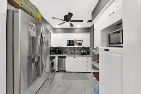 413 SW 11th Street Fort Lauderdale FL 33315