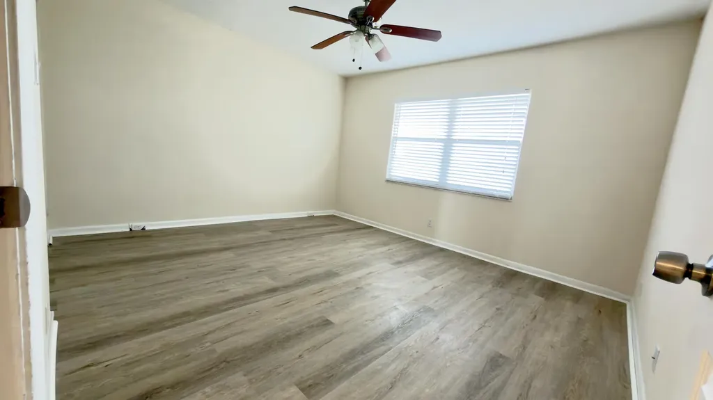2404 Antigua Coconut Creek FL 33066