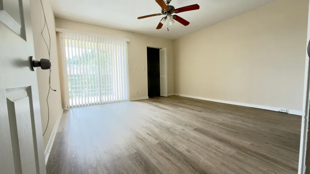 2404 Antigua Coconut Creek FL 33066