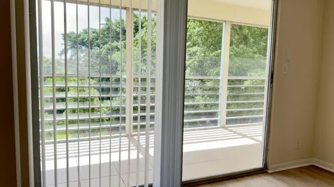2404 Antigua Coconut Creek FL 33066