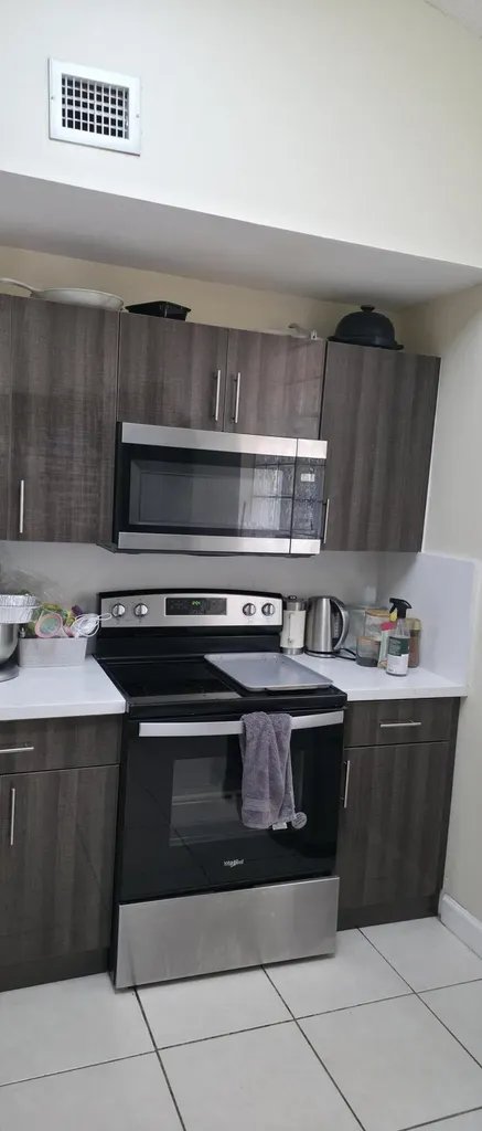 6936 SW 39th Street Davie FL 33314