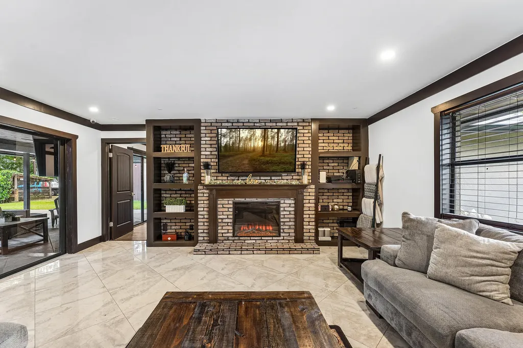 13530 N 59th Court Court N The Acreage FL 33411