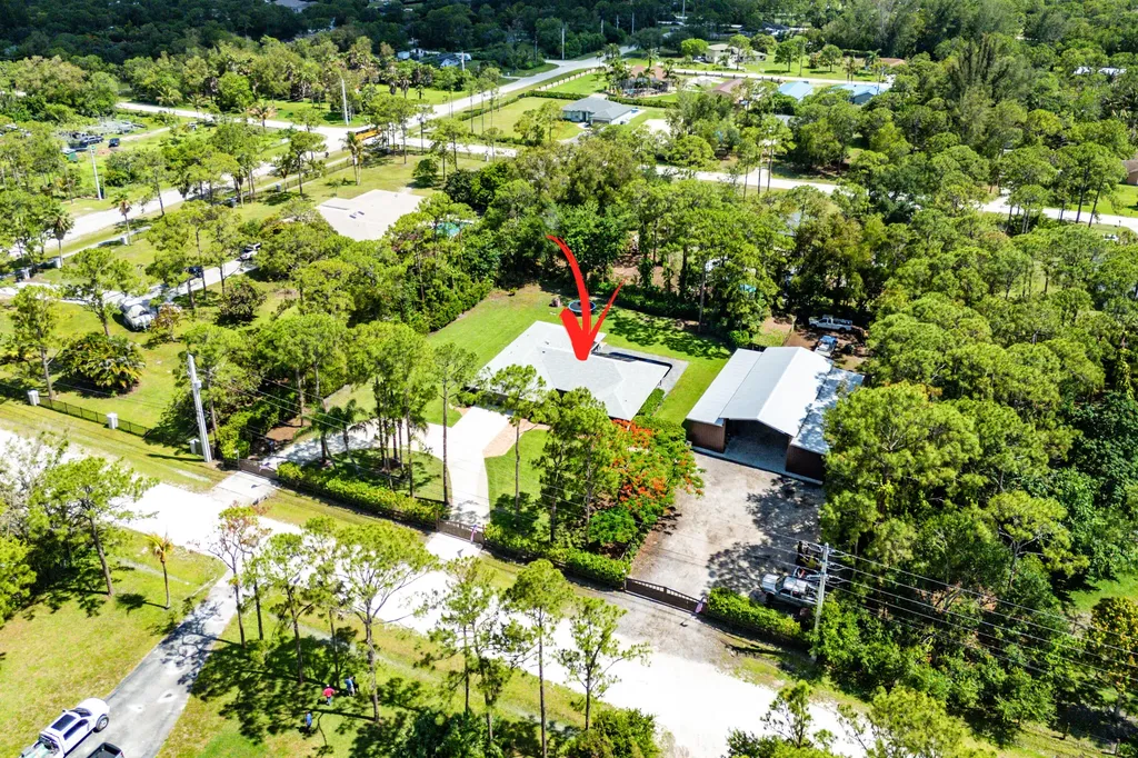 13530 59th Court N Loxahatchee FL 33411
