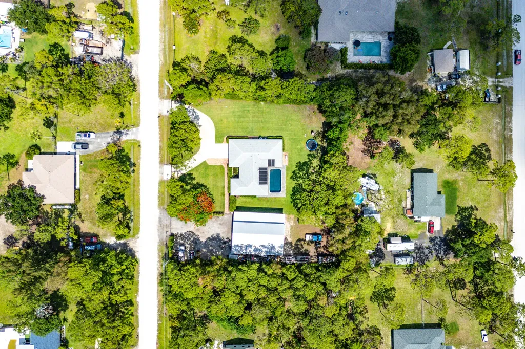 13530 N 59th Court Court N The Acreage FL 33411