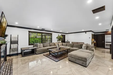 13530 N 59th Court Court N The Acreage FL 33411