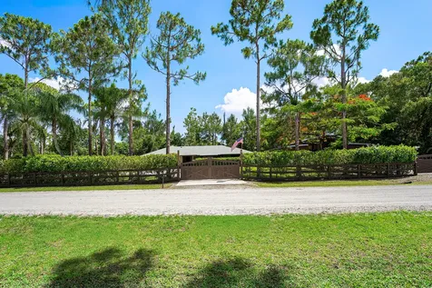 13530 N 59th Court Court N The Acreage FL 33411