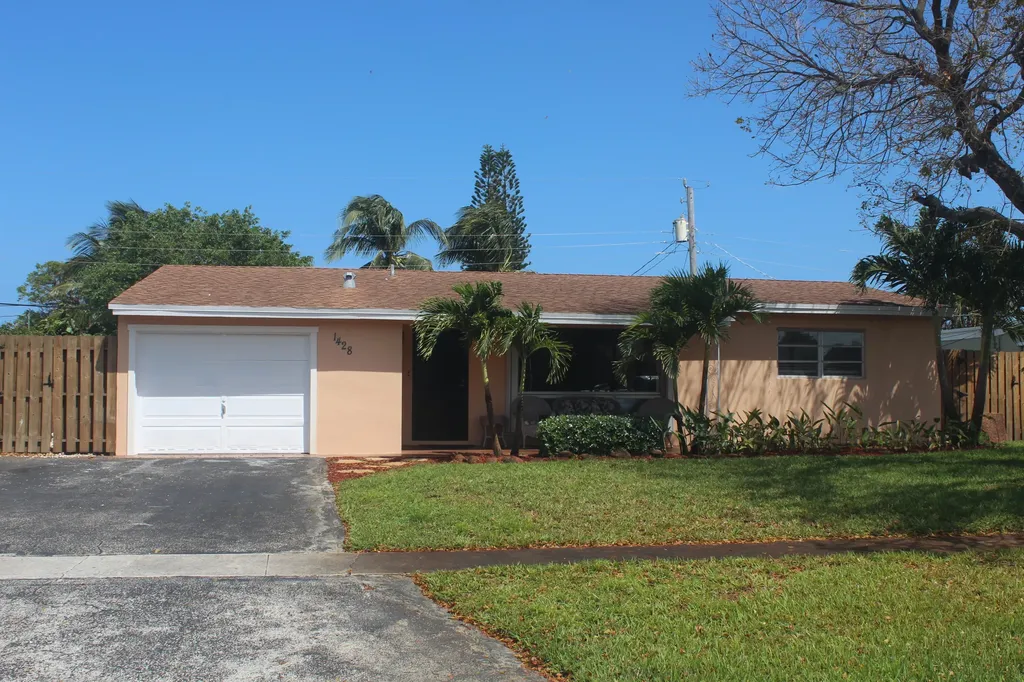 1428 SW 1st Avenue Deerfield Beach FL 33441