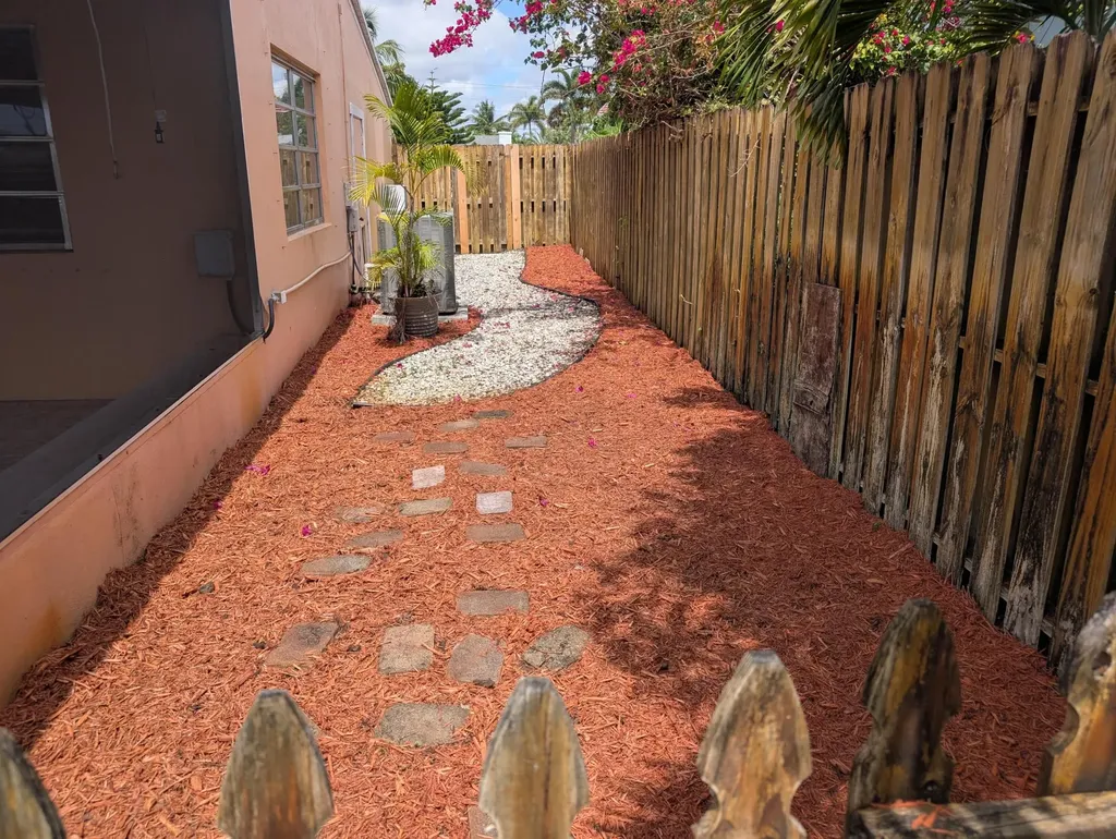 1428 SW 1st Avenue Deerfield Beach FL 33441