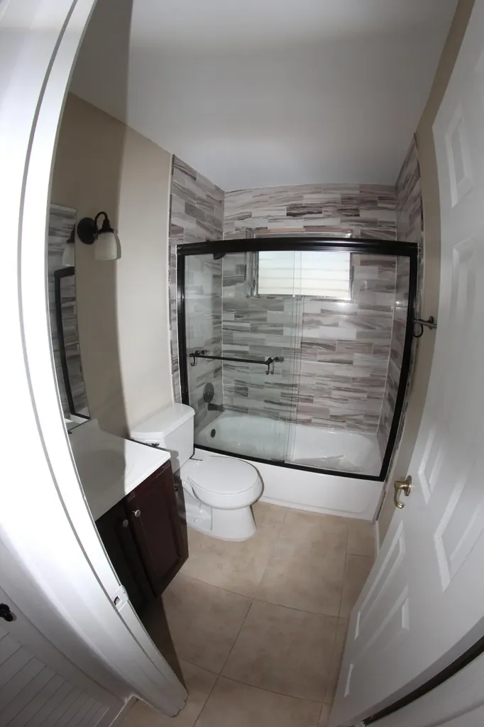 1428 SW 1st Avenue Deerfield Beach FL 33441