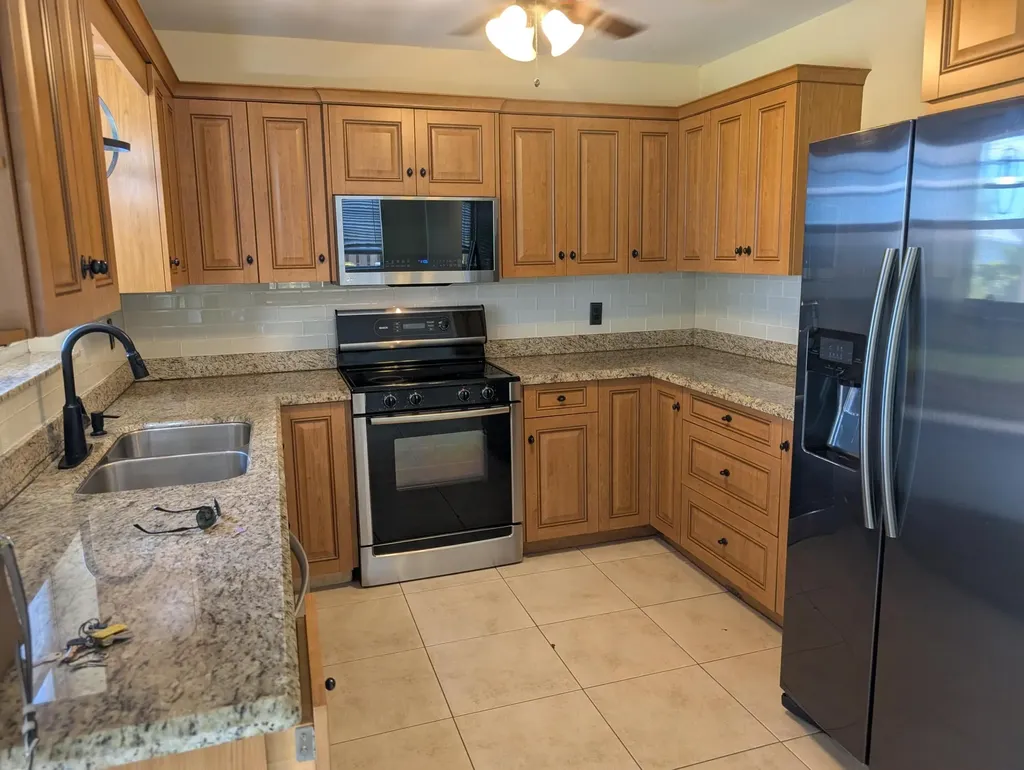 1428 SW 1st Avenue Deerfield Beach FL 33441