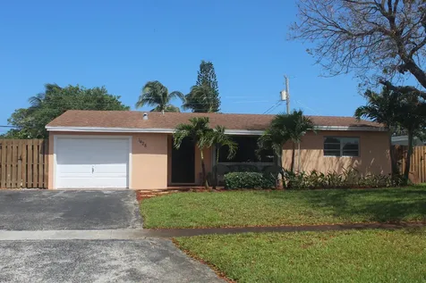1428 SW 1st Avenue Deerfield Beach FL 33441