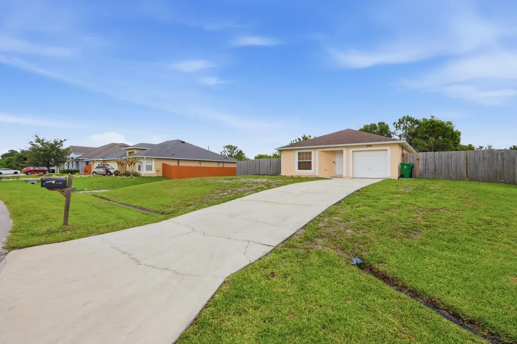 4461 SW Jaunt Road Port St Lucie FL 34953
