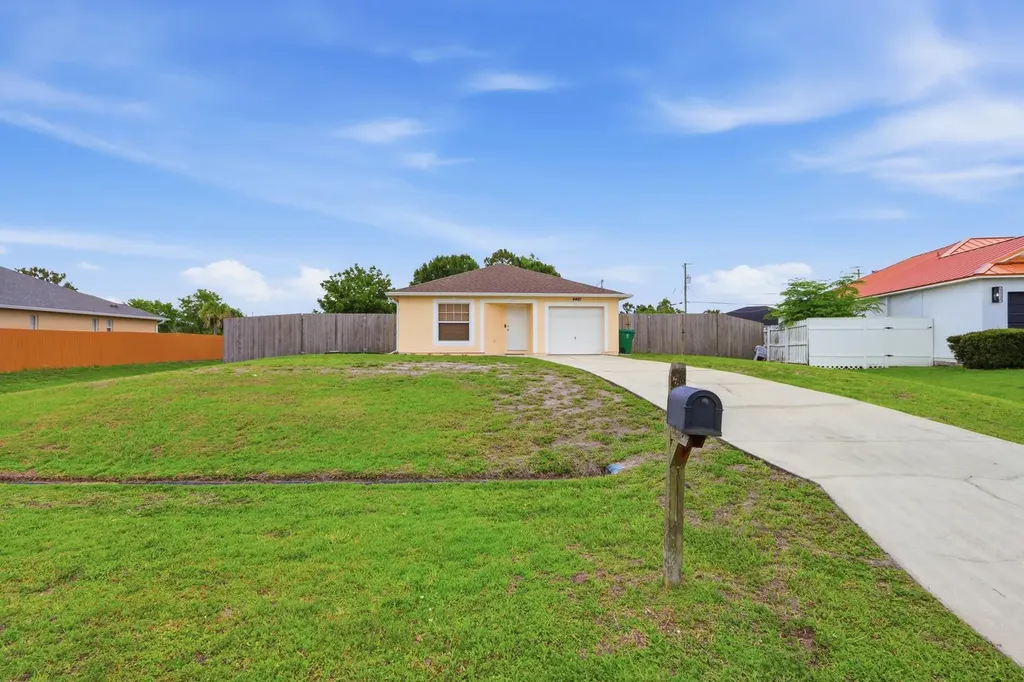 4461 SW Jaunt Road Port St Lucie FL 34953
