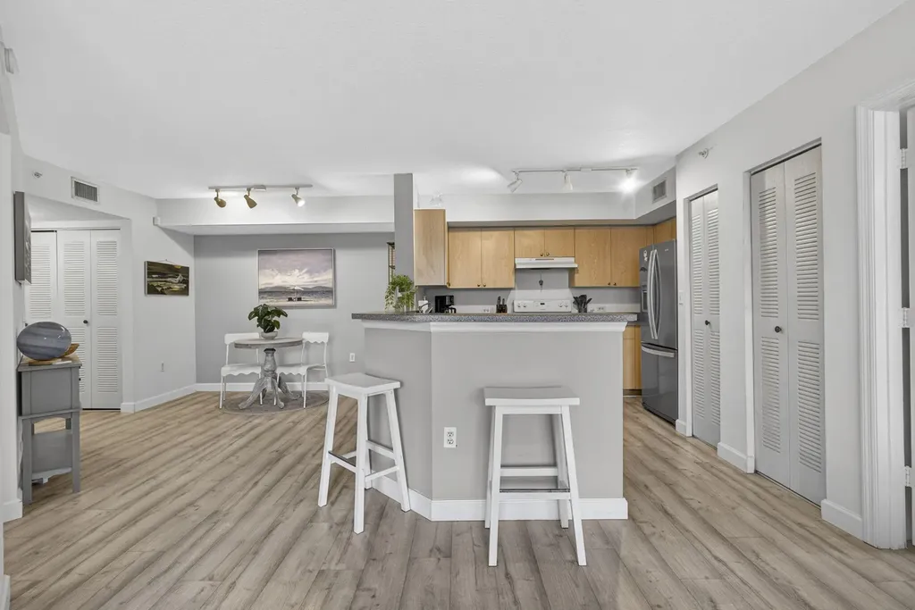 1002 Villa Circle Boynton Beach FL 33435
