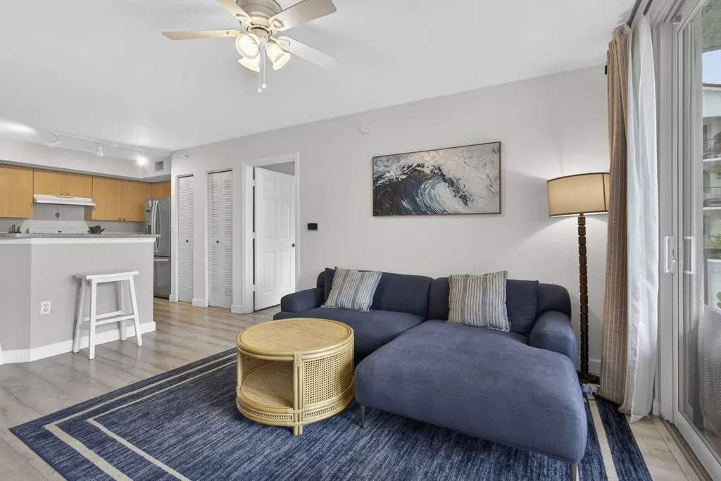 1002 Villa Circle Boynton Beach FL 33435