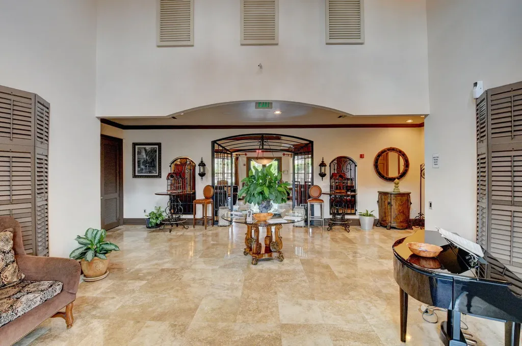 1002 Villa Circle Boynton Beach FL 33435