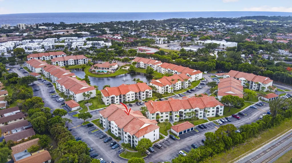 1002 Villa Circle Boynton Beach FL 33435