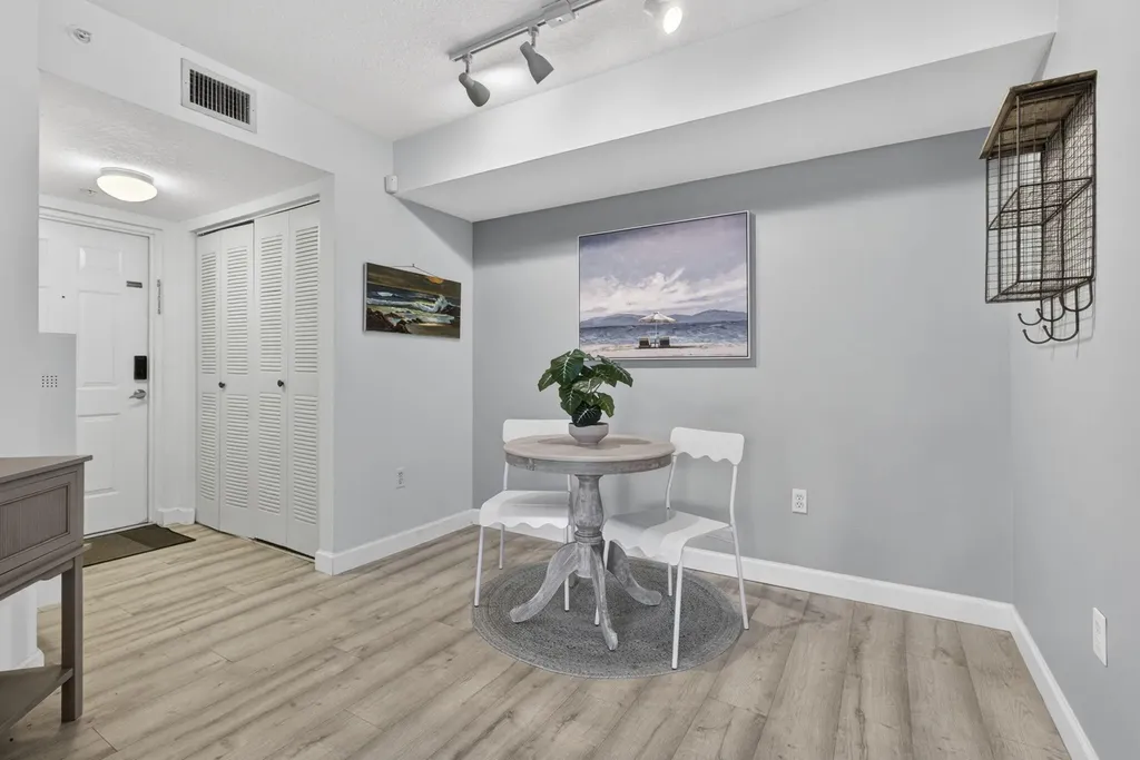 1002 Villa Circle Boynton Beach FL 33435