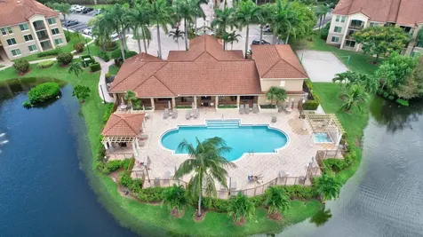 1002 Villa Circle Boynton Beach FL 33435
