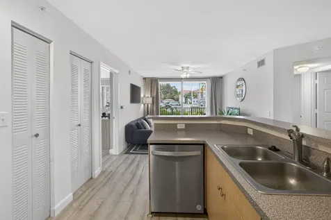 1002 Villa Circle Boynton Beach FL 33435