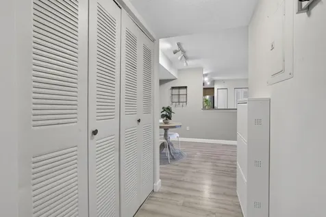 1002 Villa Circle Boynton Beach FL 33435