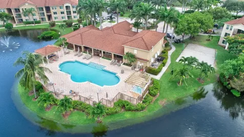 1002 Villa Circle Boynton Beach FL 33435
