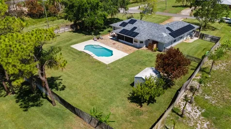 698 Fischer Drive Sebastian FL 32958