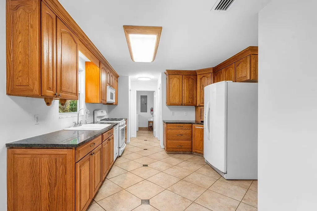 7713 Park Lane Road Lake Worth FL 33449