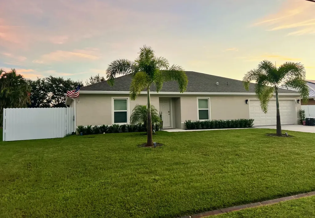 571 SW Lairo Avenue Port St Lucie FL 34953