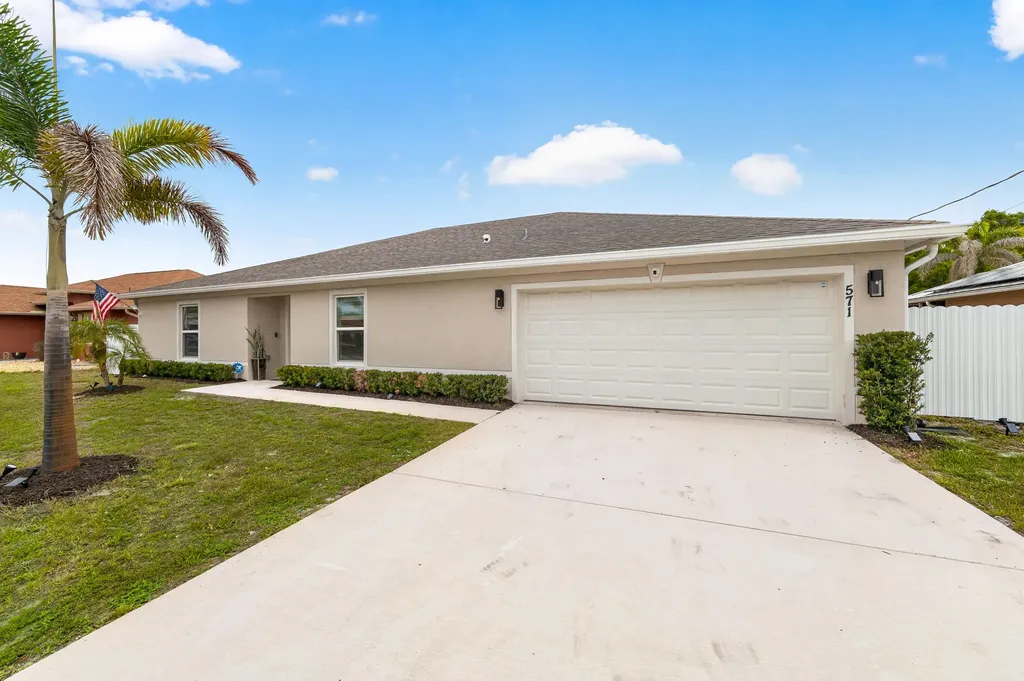 571 SW Lairo Avenue Port St Lucie FL 34953