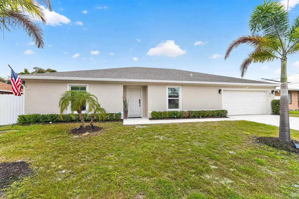 571 SW Lairo Avenue Port St Lucie FL 34953