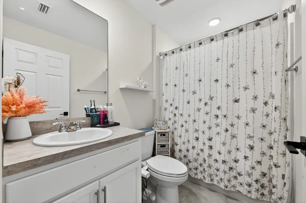 571 SW Lairo Avenue Port St Lucie FL 34953