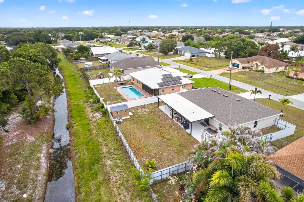 571 SW Lairo Avenue Port St Lucie FL 34953