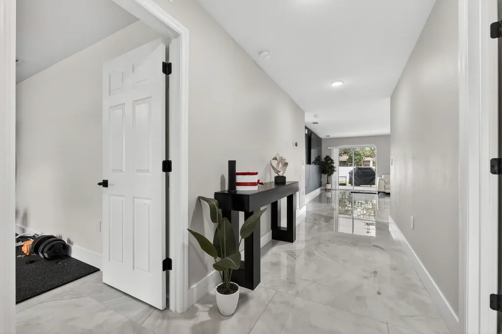 571 SW Lairo Avenue Port St Lucie FL 34953