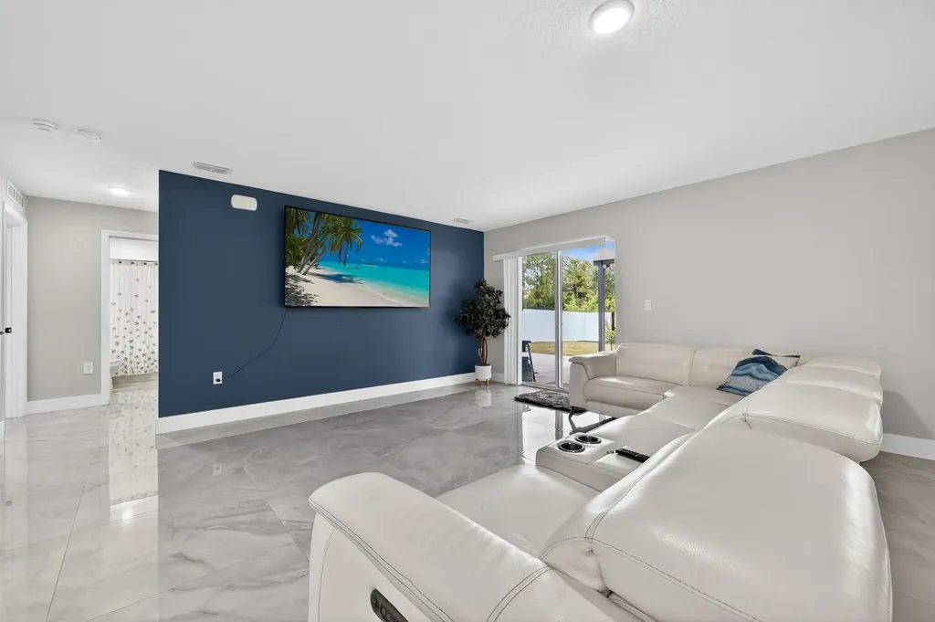 571 SW Lairo Avenue Port St Lucie FL 34953