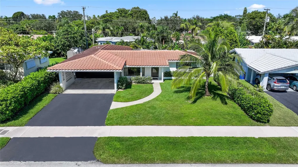 2157 NE 61st Court Fort Lauderdale FL 33308