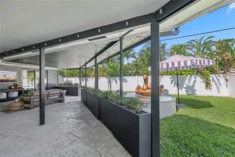 2157 NE 61st Court Fort Lauderdale FL 33308