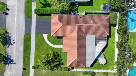 2157 NE 61st Court Fort Lauderdale FL 33308
