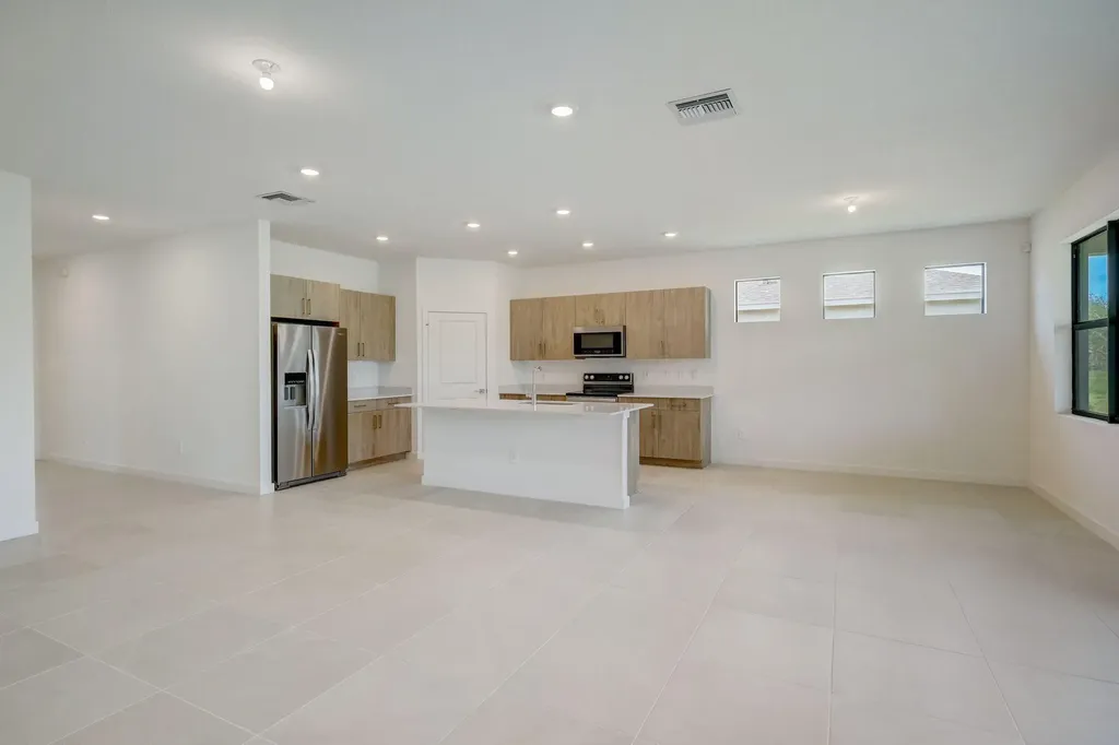 5946 SE Skyblue Circle Stuart FL 34997