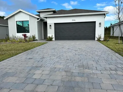 5946 SE Skyblue Circle Stuart FL 34997