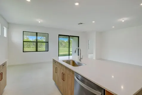 5946 SE Skyblue Circle Stuart FL 34997