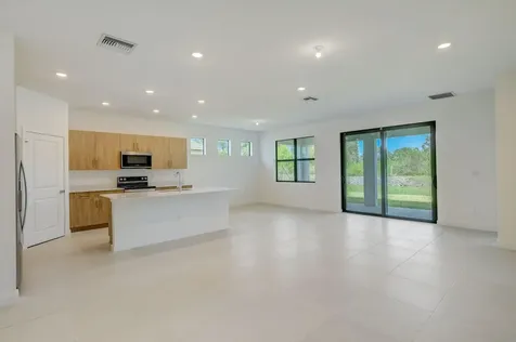 5946 SE Skyblue Circle Stuart FL 34997