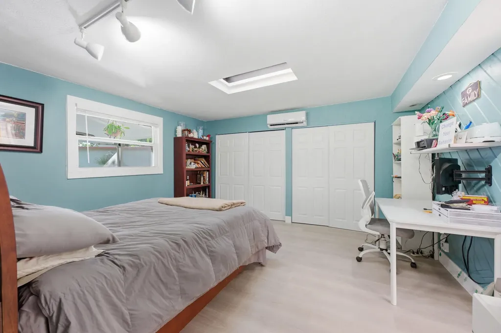 8492 NW 15th Court Coral Springs FL 33071