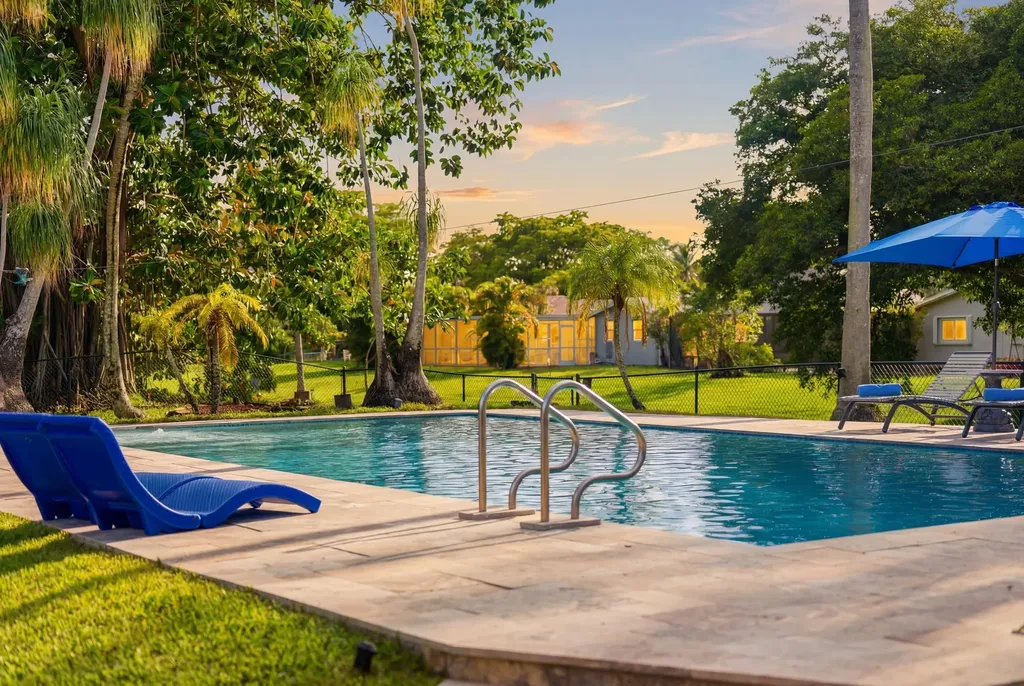 8492 NW 15th Court Coral Springs FL 33071
