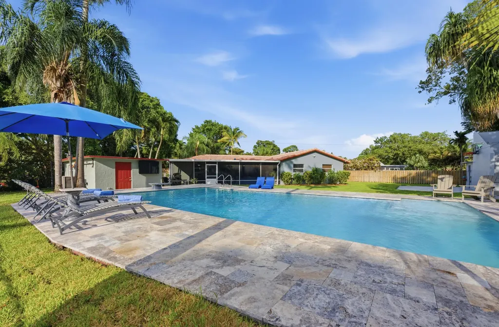 8492 NW 15th Court Coral Springs FL 33071