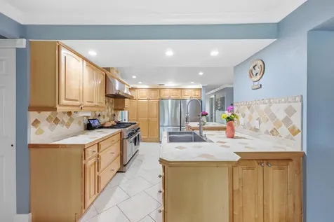 8492 NW 15th Court Coral Springs FL 33071