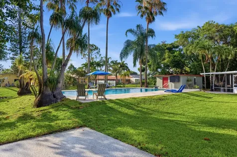 8492 NW 15th Court Coral Springs FL 33071