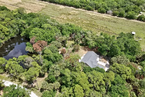 6930 41st Street Vero Beach FL 32967