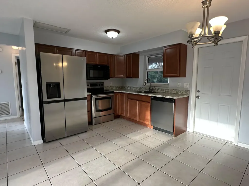 8500 Sunset Drive Palm Beach Gardens FL 33410